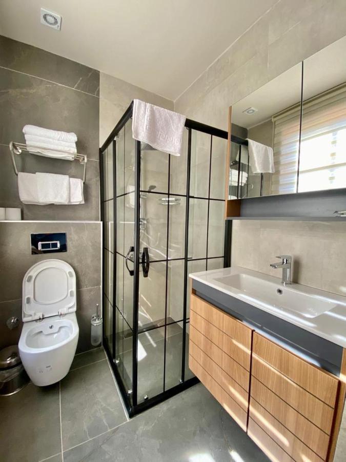 Gazde/Camere de închiriat Necip Bey Konagi