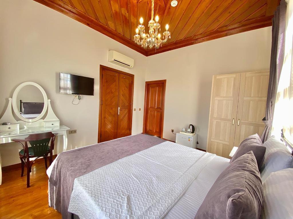 Necip Bey Konagi Gazde/Camere de închiriat Antalya
